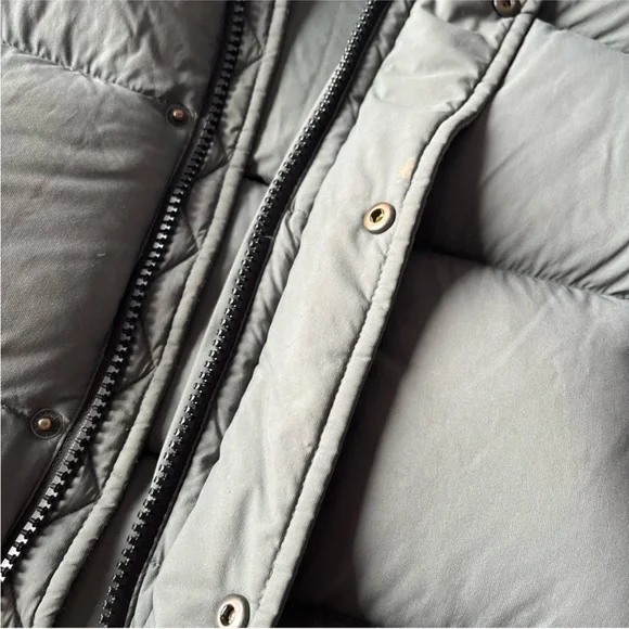 Aritzia Super Puff Vest in Dark Shadow - Picture 6 of 9